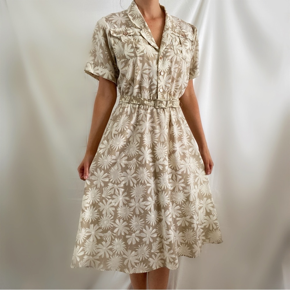 Vintage 70s Stuart Alan tan beige floral collared belt dress button up midi - Picture 2 of 9